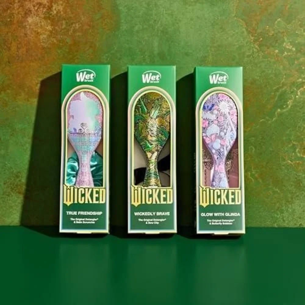 Wet Brush Glow with Glinda Original Detangler Hair Brush & Butterfly Bobbies